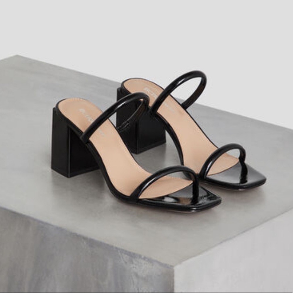 Black block square toe heels